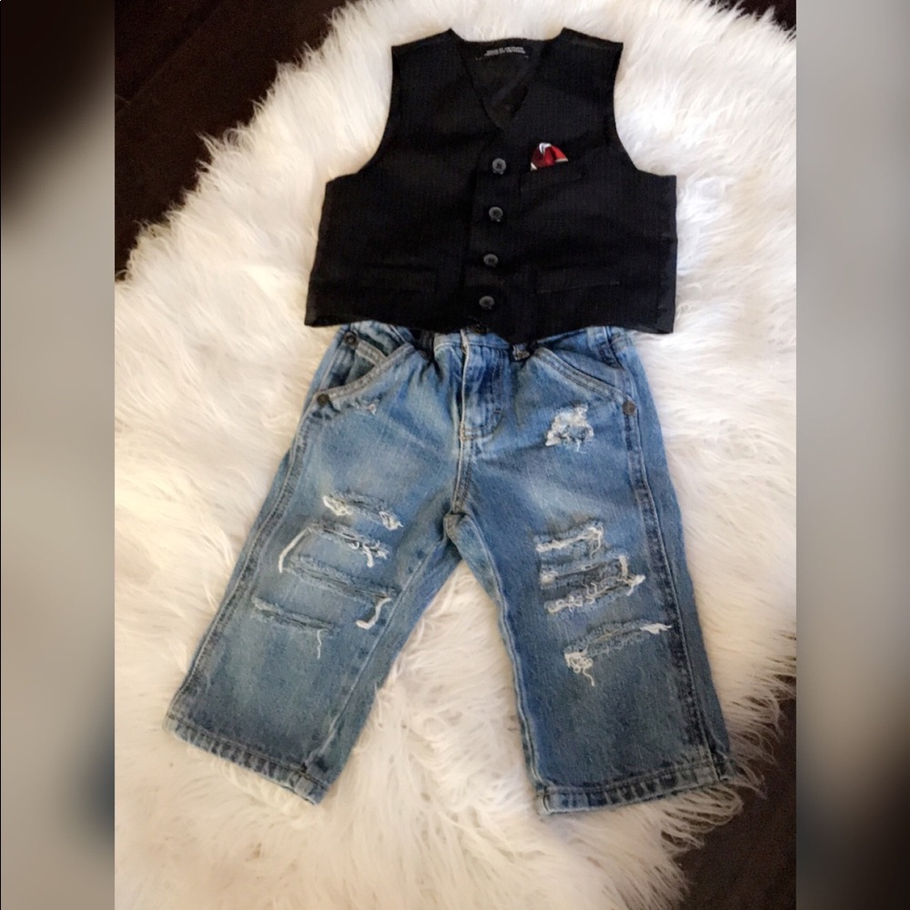 Baby Boy tattered Jeans 👖 12M